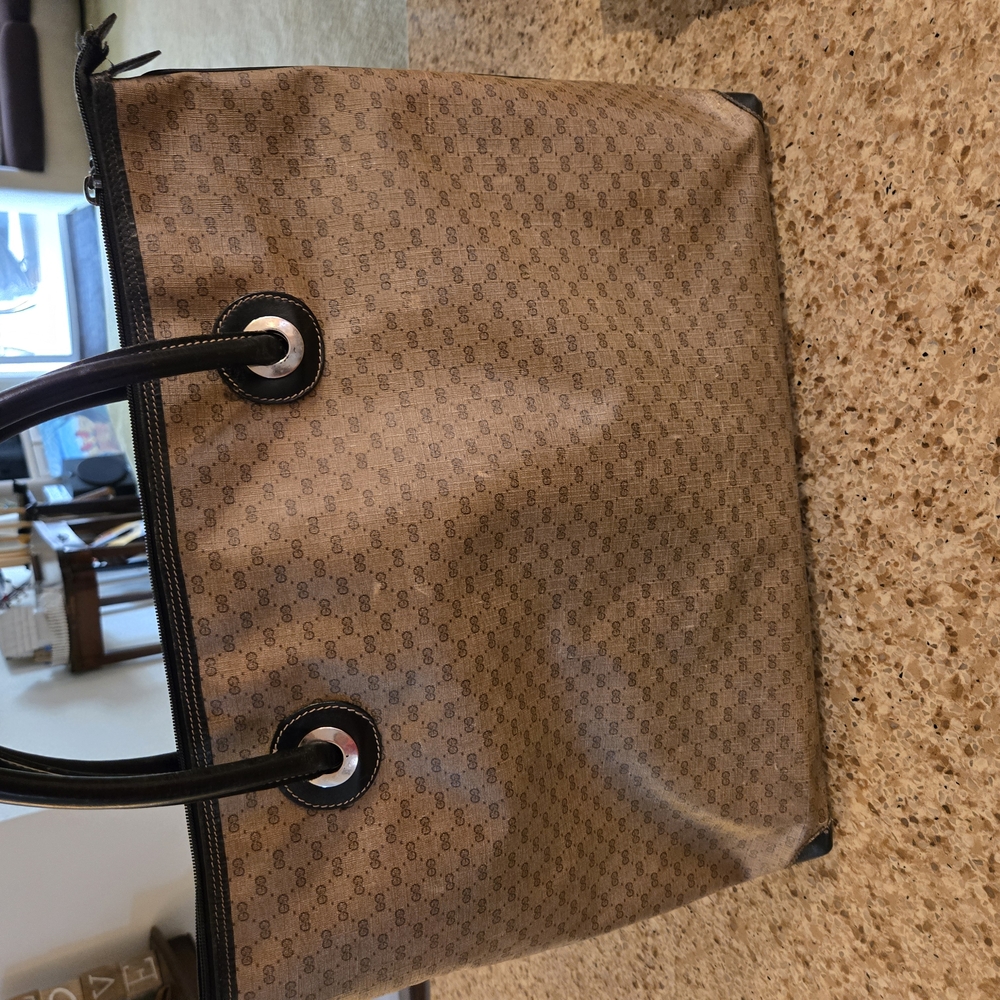 BEST Price for this Beautiful Gucci Brown and Black Large Tote! Great Condition.